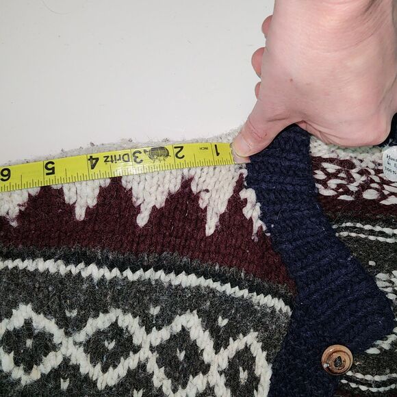 Vintage Ecuador Handmade Chunky Cable Knit Sweater - Picture 15 of 15